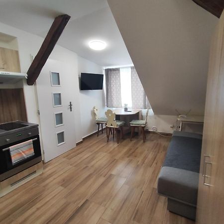 Appartamento Kralovak Králŭv Dvŭr Esterno foto