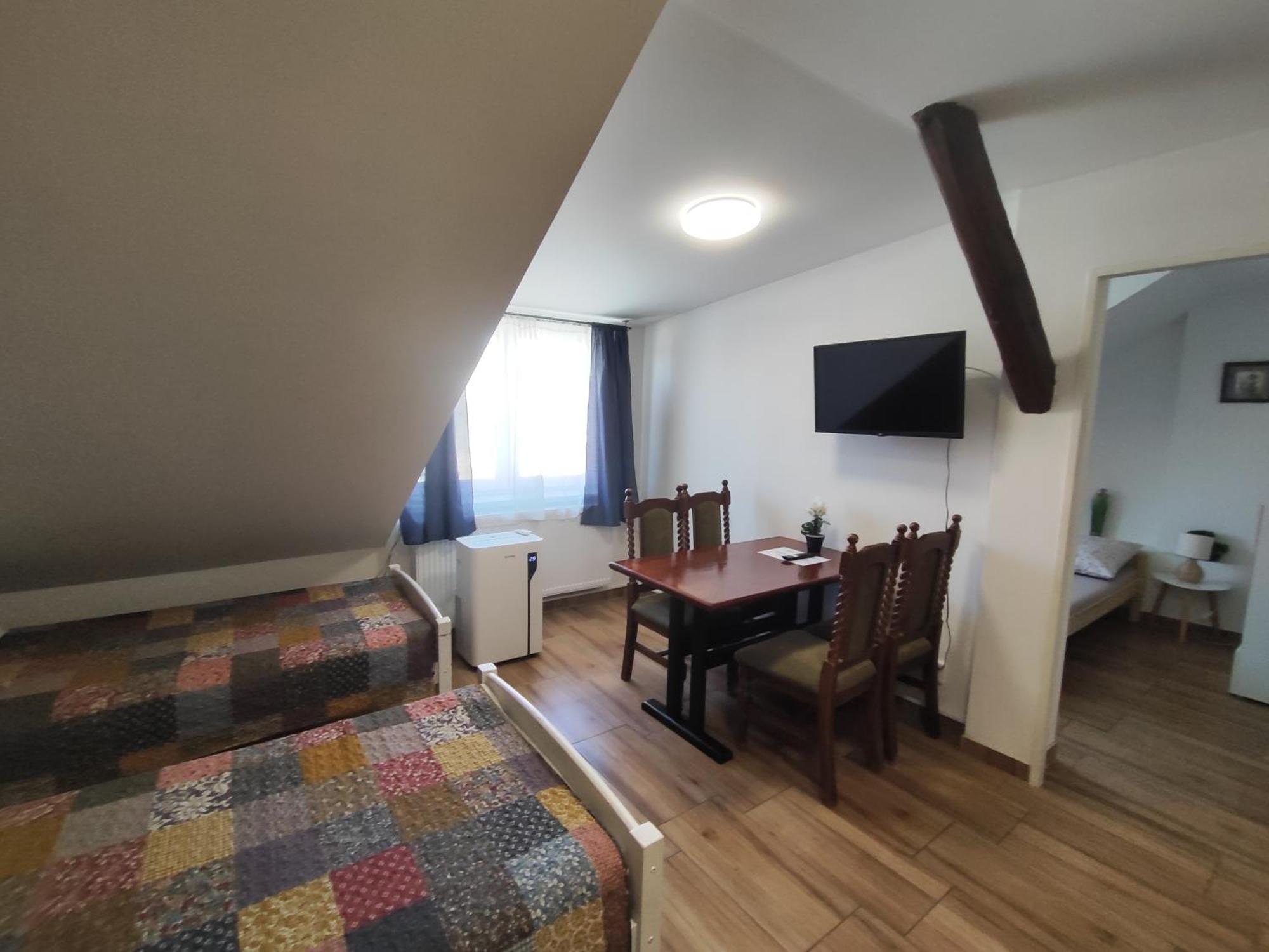 Appartamento Kralovak Králŭv Dvŭr Esterno foto